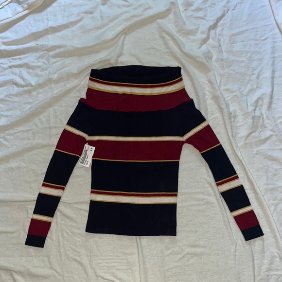 Petite XS Long-sleeve Turtleneck - Picture 1 of 3